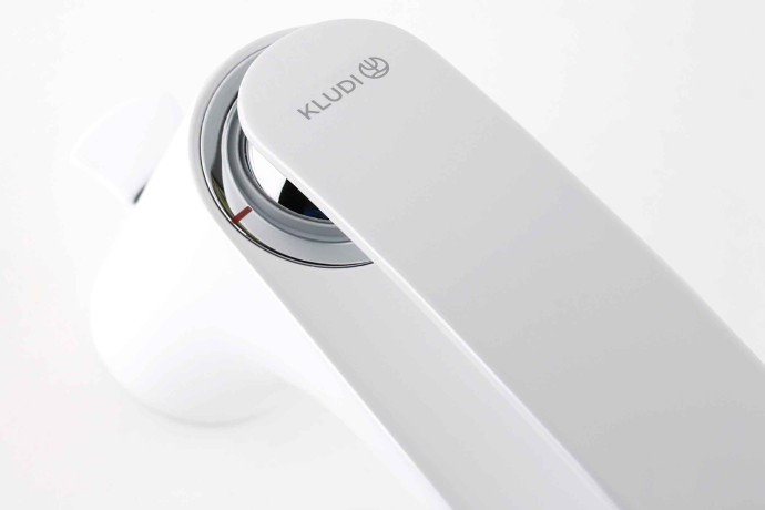Смеситель KLUDI BALANCE 520239175 для раковины на одно отверстие однорычажный с донным клапаном